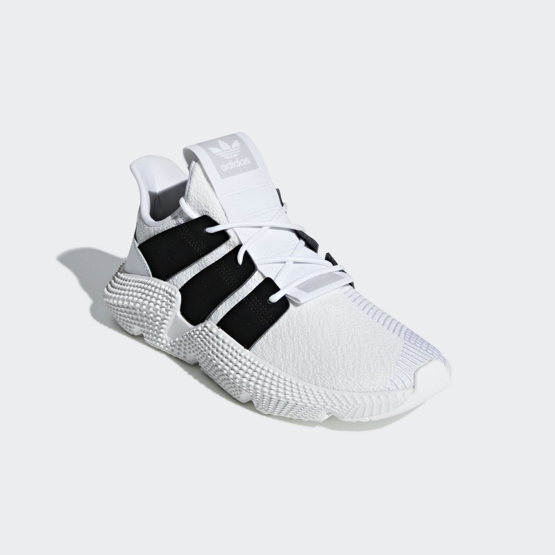 SEPATU SNEAKERS ADIDAS Prophere