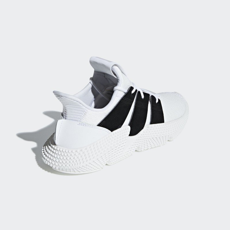 SEPATU SNEAKERS ADIDAS Prophere