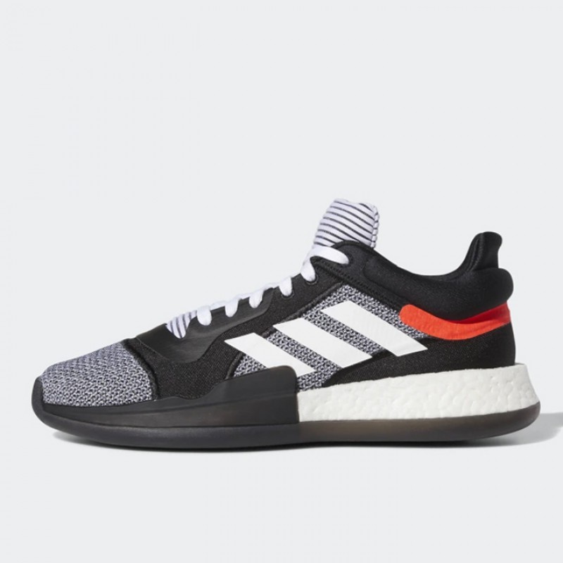 SEPATU BASKET ADIDAS Marquee Boost Low