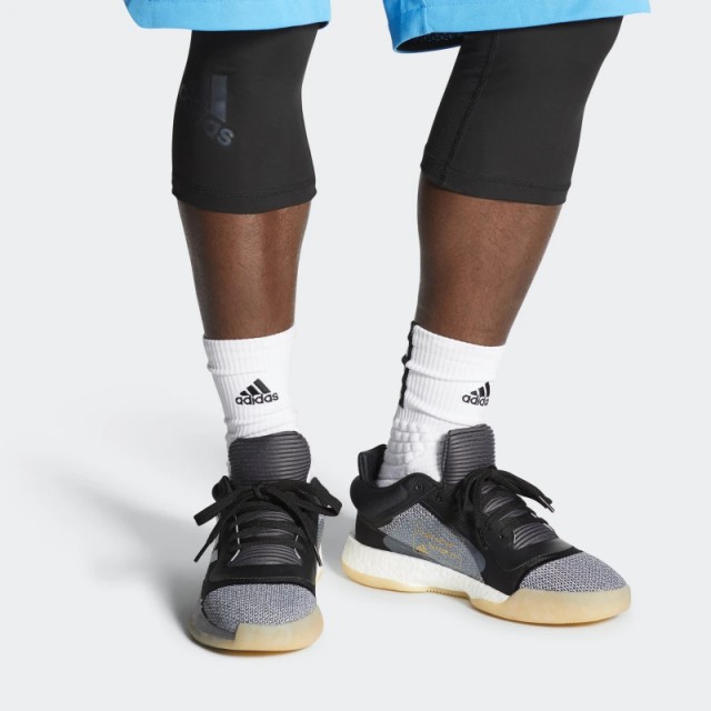 SEPATU BASKET ADIDAS Marquee Boost Low