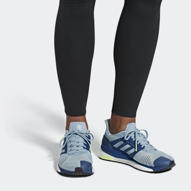 SEPATU LARI ADIDAS Solar Glide ST Boost