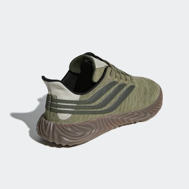 SEPATU SNEAKERS ADIDAS Sobakov