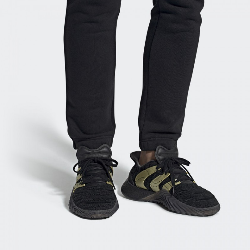 SEPATU SNEAKERS ADIDAS Sobakov Boost