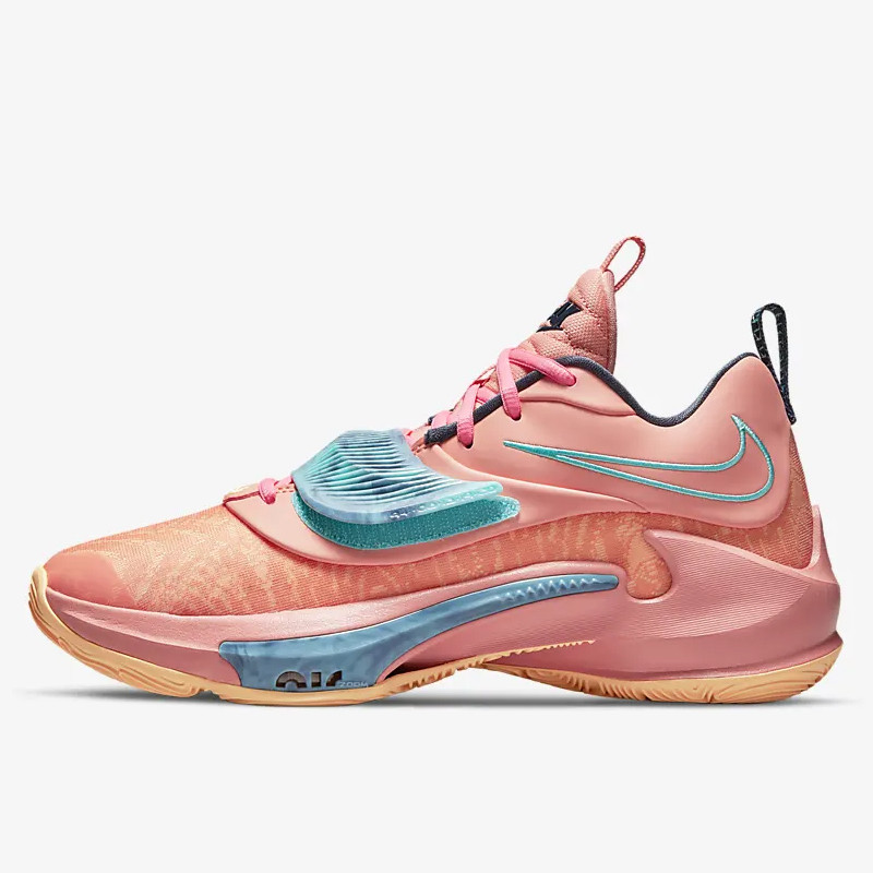 SEPATU BASKET NIKE Zoom Freak 3 Stay Freaky