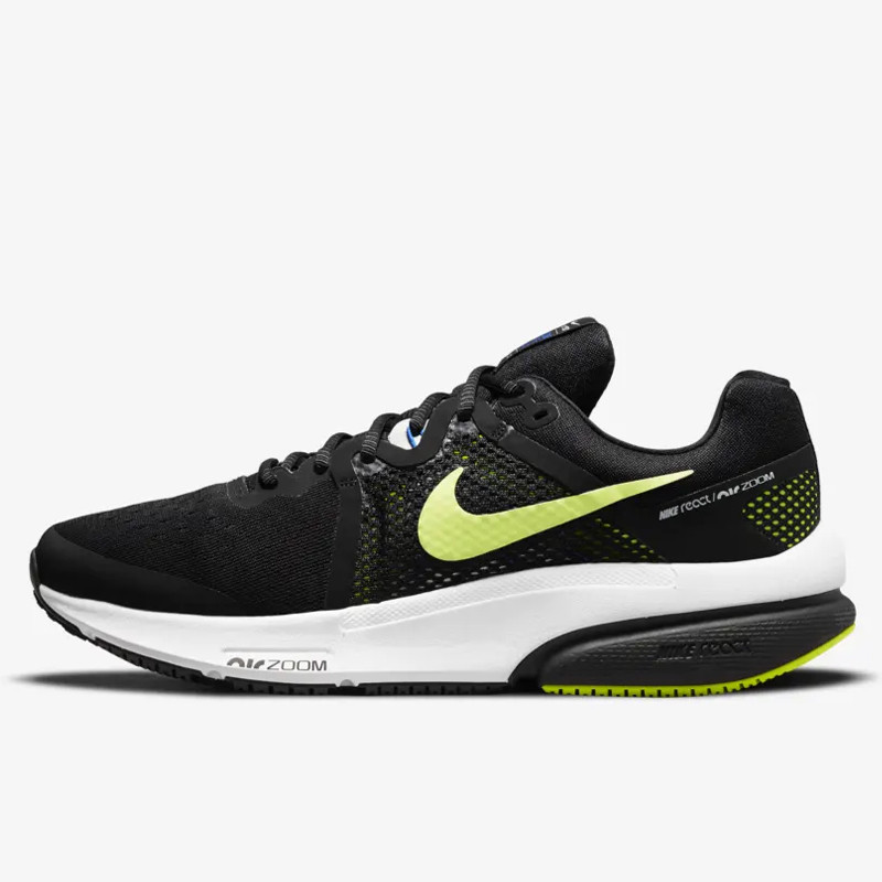 SEPATU LARI NIKE Zoom Prevail