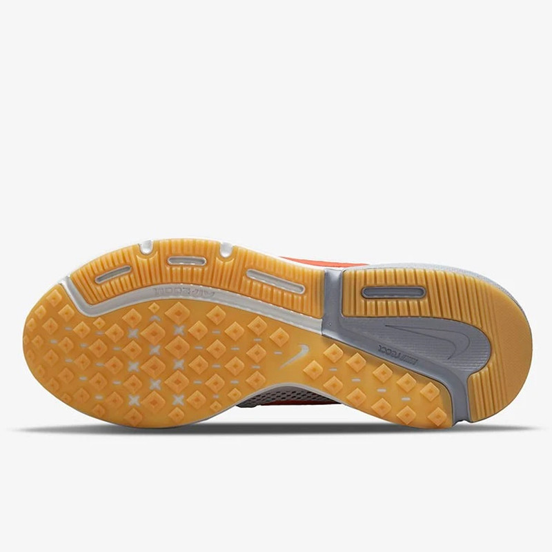 SEPATU LARI NIKE Zoom Prevail