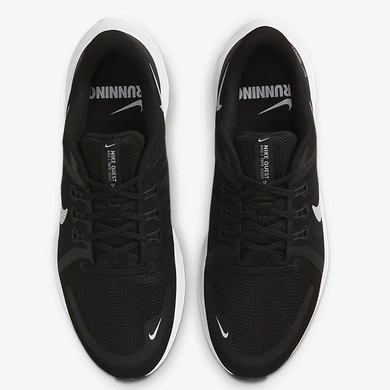 SEPATU LARI NIKE Quest 4