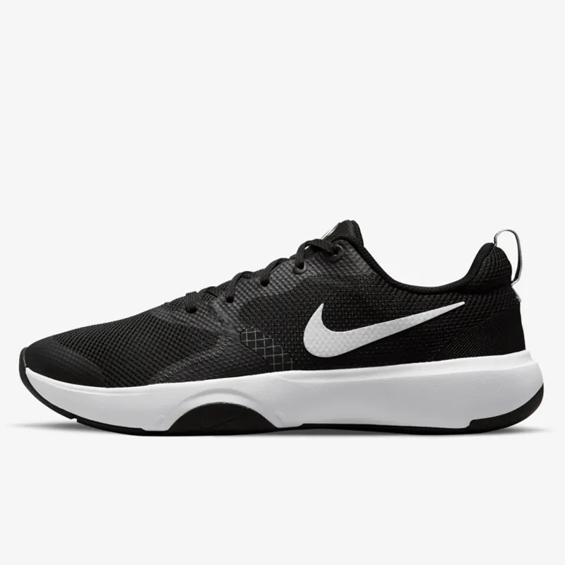 Sepatu training nike on sale