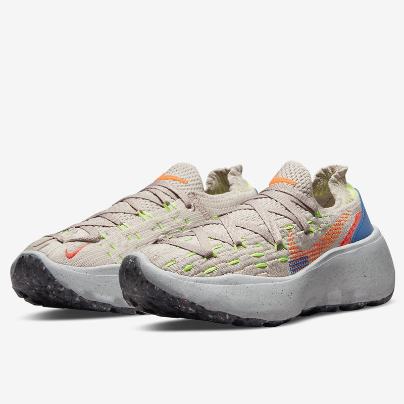 SEPATU SNEAKERS NIKE Wmns SPACE HIPPIE 04