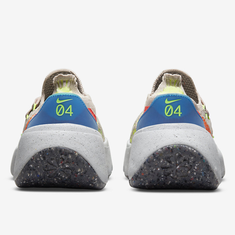 SEPATU SNEAKERS NIKE Wmns SPACE HIPPIE 04