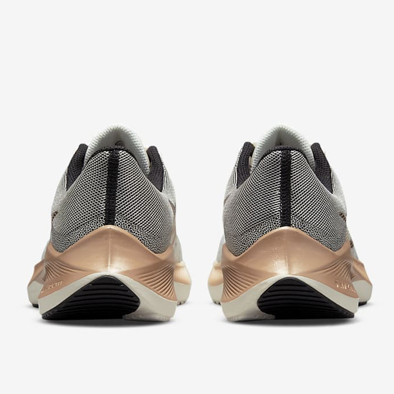 Wmns Winflo 8 PRM foto 4