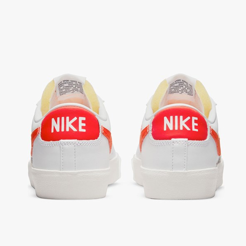 SEPATU SNEAKERS NIKE Blazer Low '77 Vintage