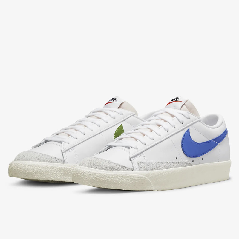 SEPATU SNEAKERS NIKE Blazer Low '77 Vintage