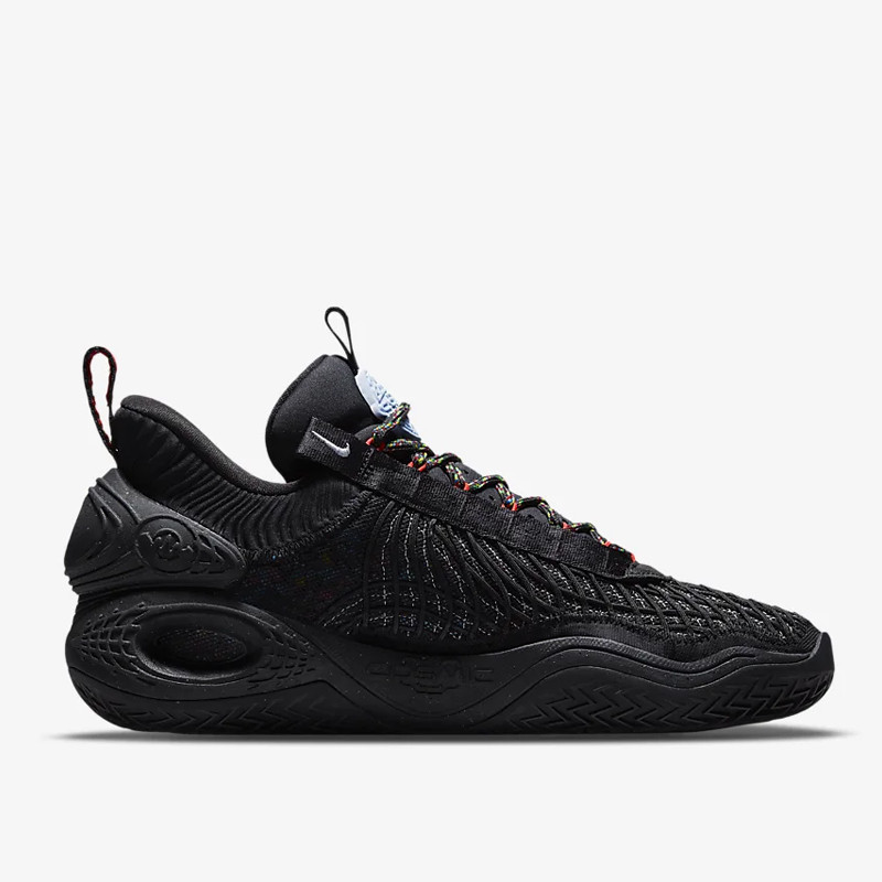 SEPATU BASKET NIKE Cosmic Unity