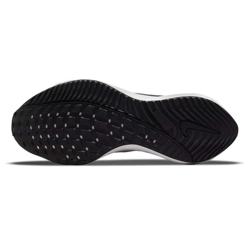 SEPATU LARI NIKE AIR ZOOM VOMERO 16