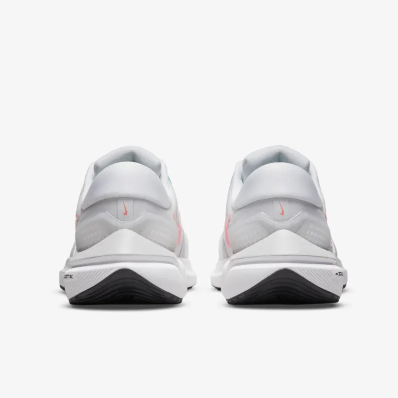 Wmns Air Zoom Vomero 16 foto 4
