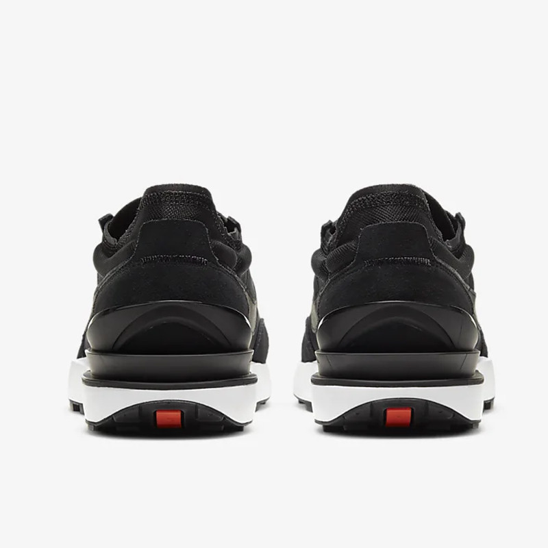 SEPATU SNEAKERS NIKE Waffle One