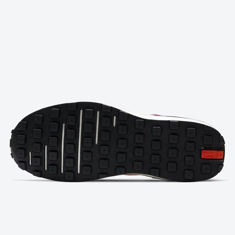 SEPATU SNEAKERS NIKE Waffle One