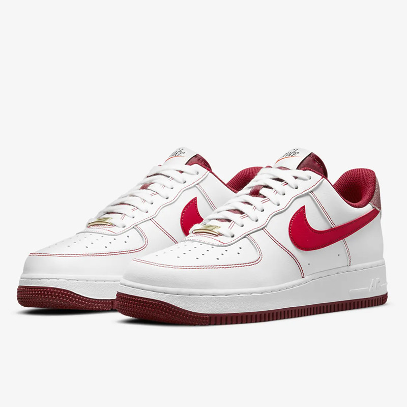 SEPATU SNEAKERS NIKE Air Force 1 '07