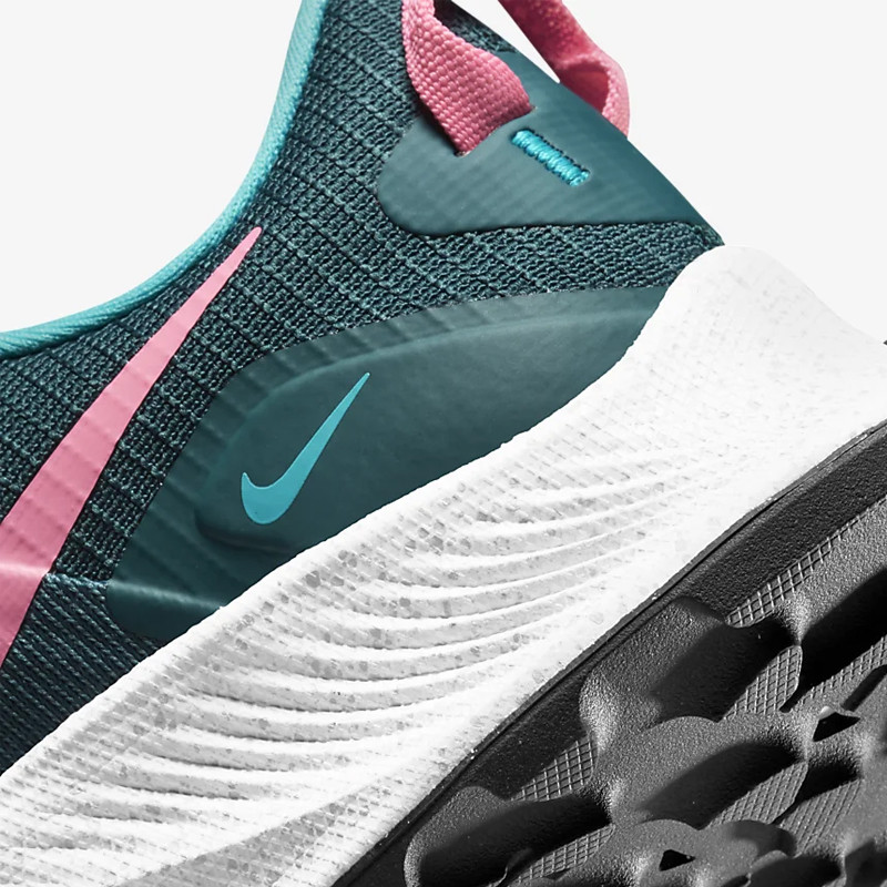 SEPATU TRAIL NIKE Wmns Pegasus Trail 3