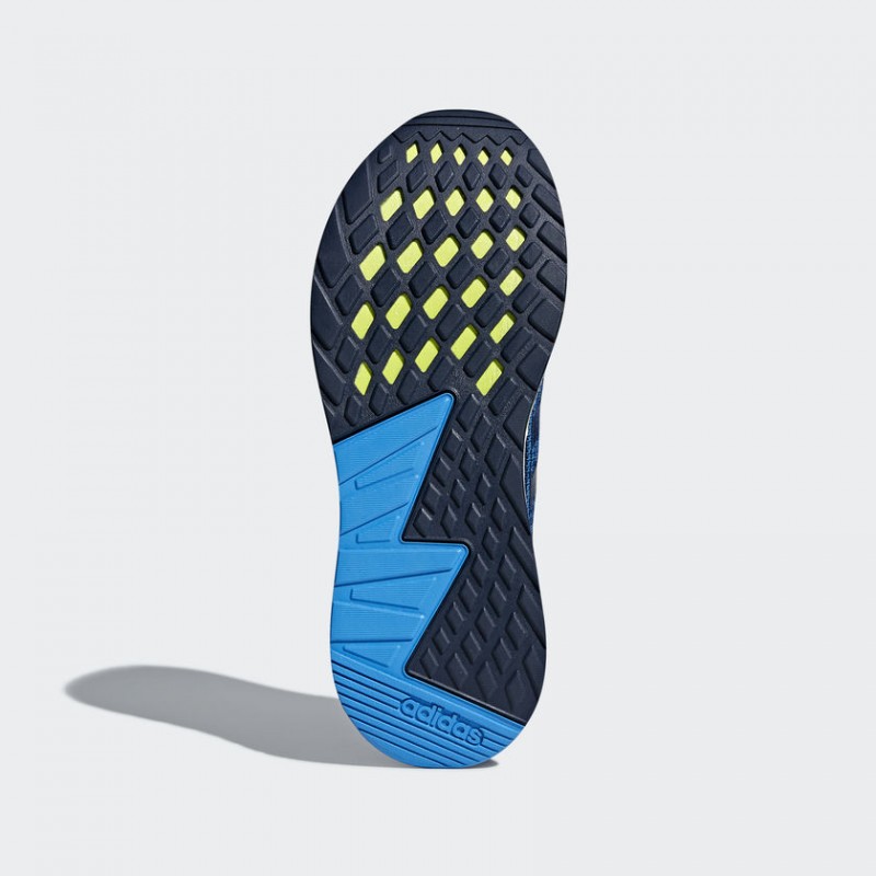 SEPATU LARI ADIDAS Questar TND