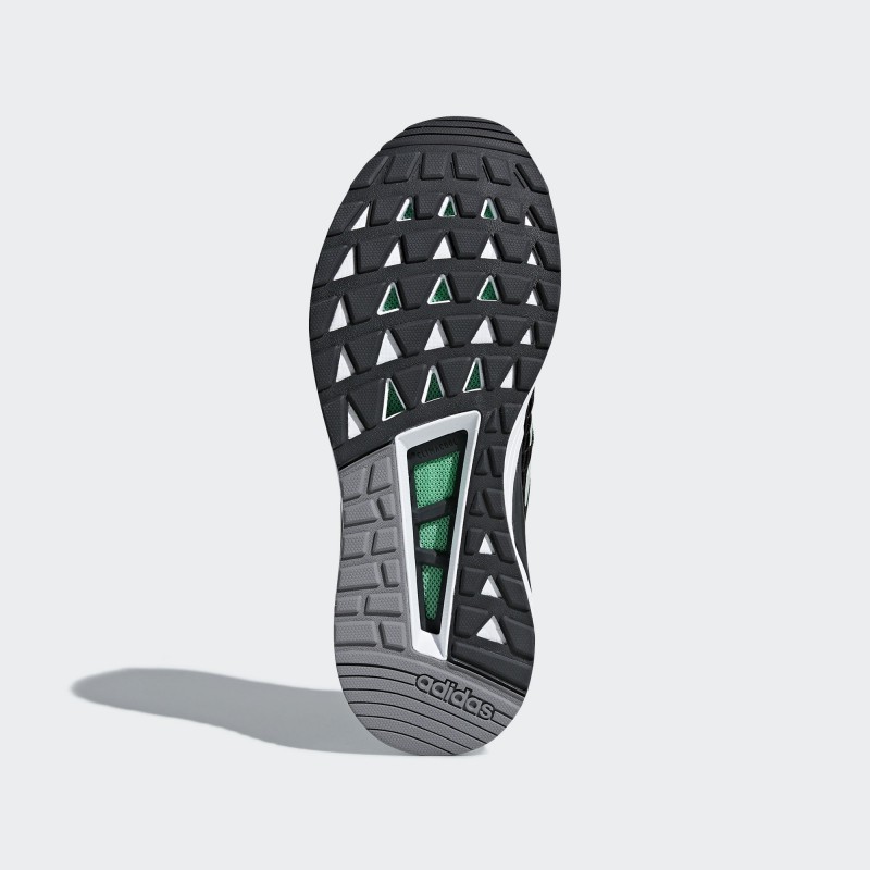 SEPATU LARI ADIDAS Questar CC