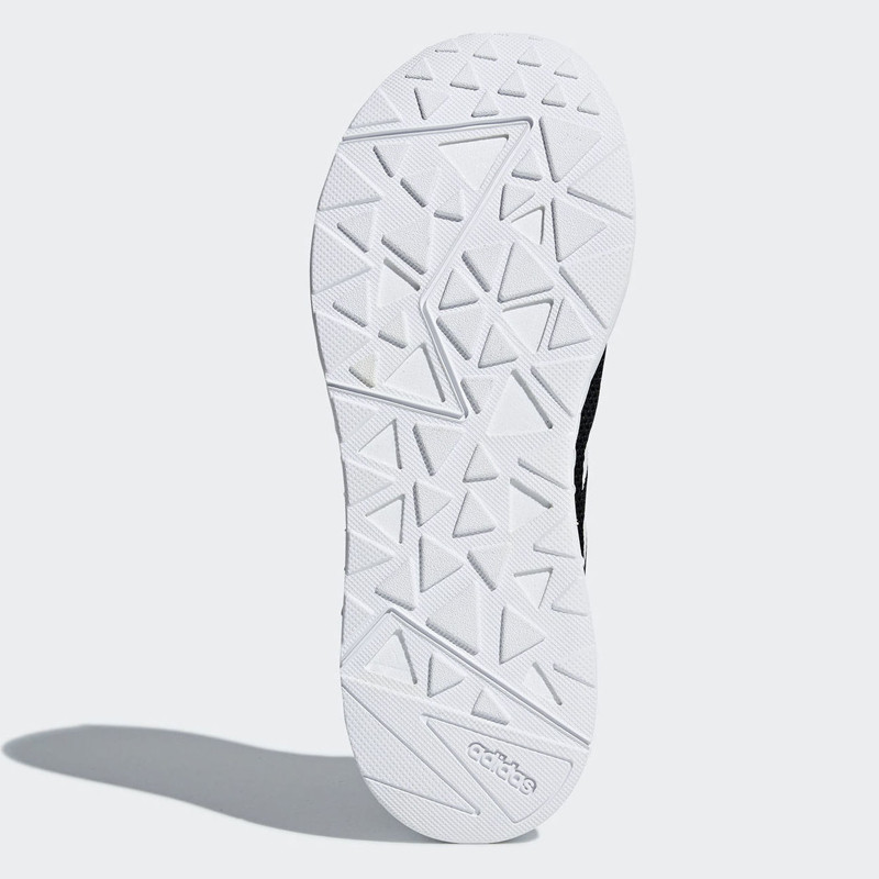 SEPATU LARI ADIDAS Questar Drive