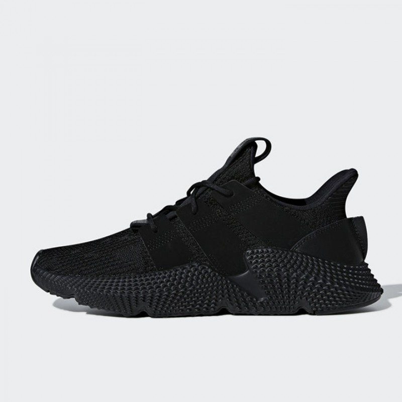 SEPATU SNEAKERS ADIDAS Prophere