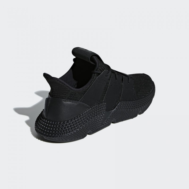 SEPATU SNEAKERS ADIDAS Prophere