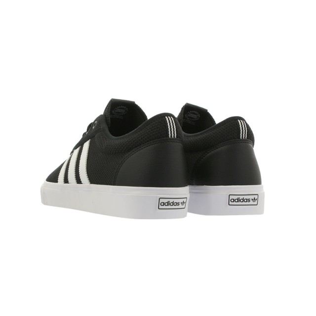 SEPATU SNEAKERS ADIDAS Adiease