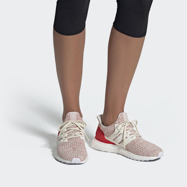 SEPATU LARI ADIDAS Ultraboost Women