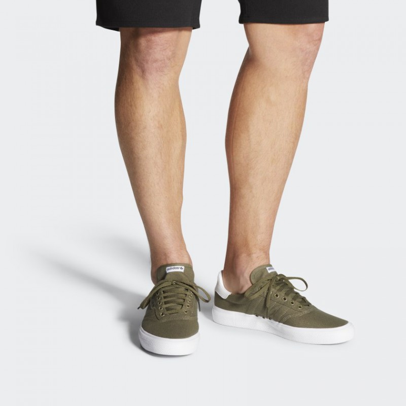SEPATU SNEAKERS ADIDAS 3MC Vulc
