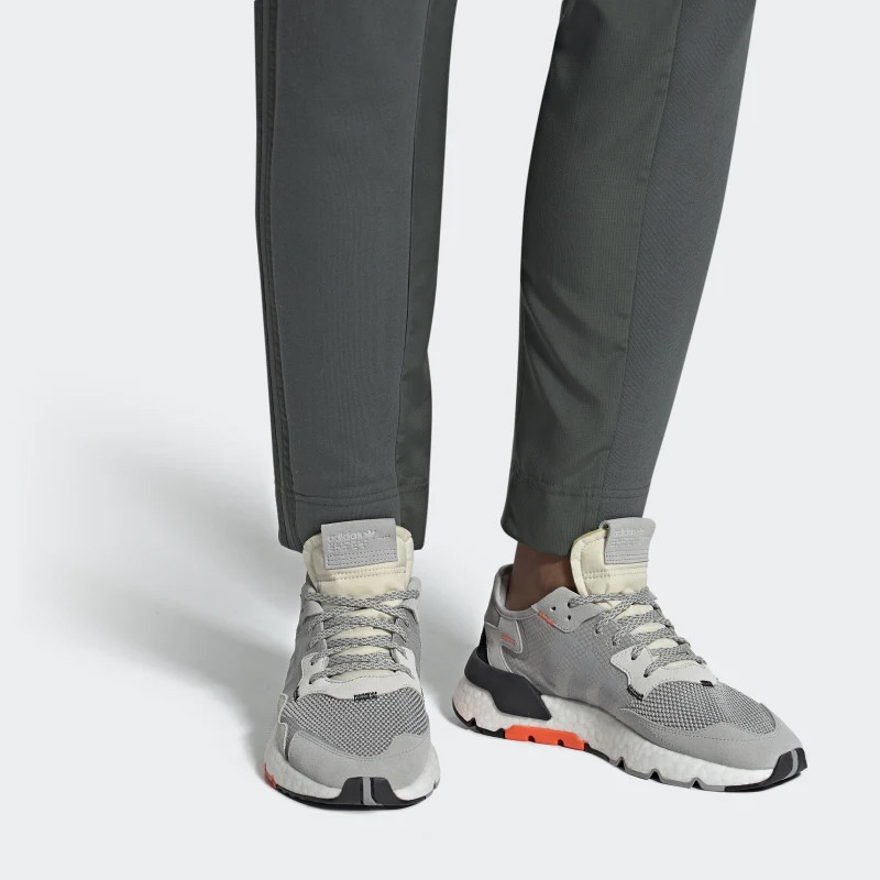 SEPATU SNEAKERS ADIDAS Nite Jogger
