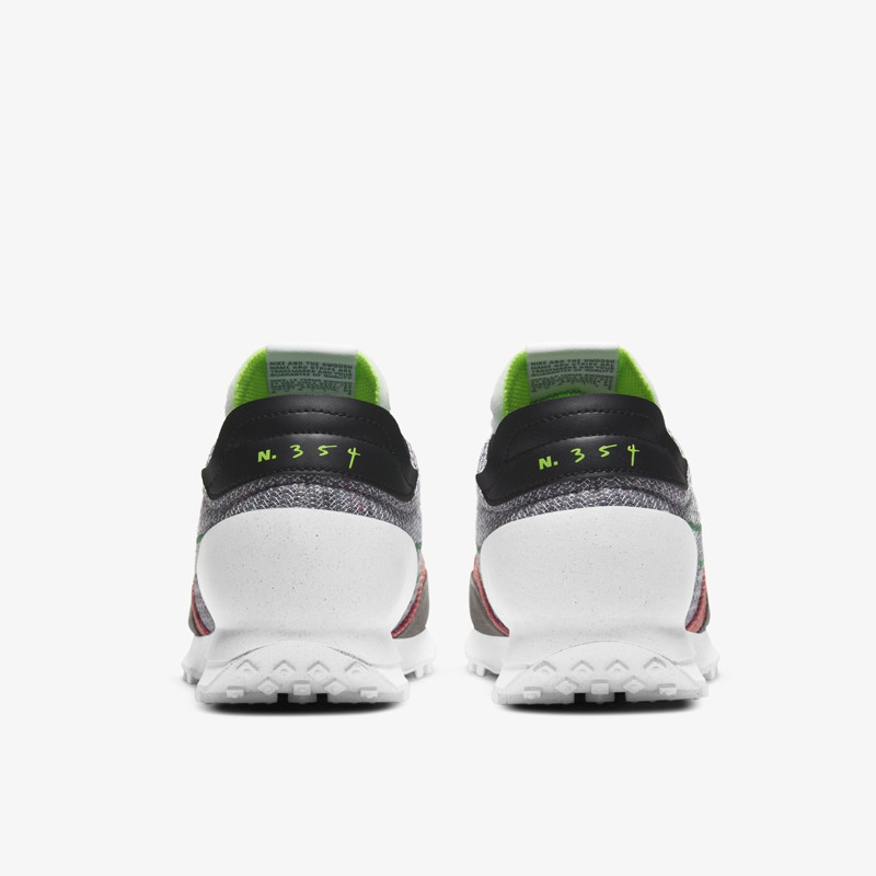SEPATU SNEAKERS NIKE DayBreak Type
