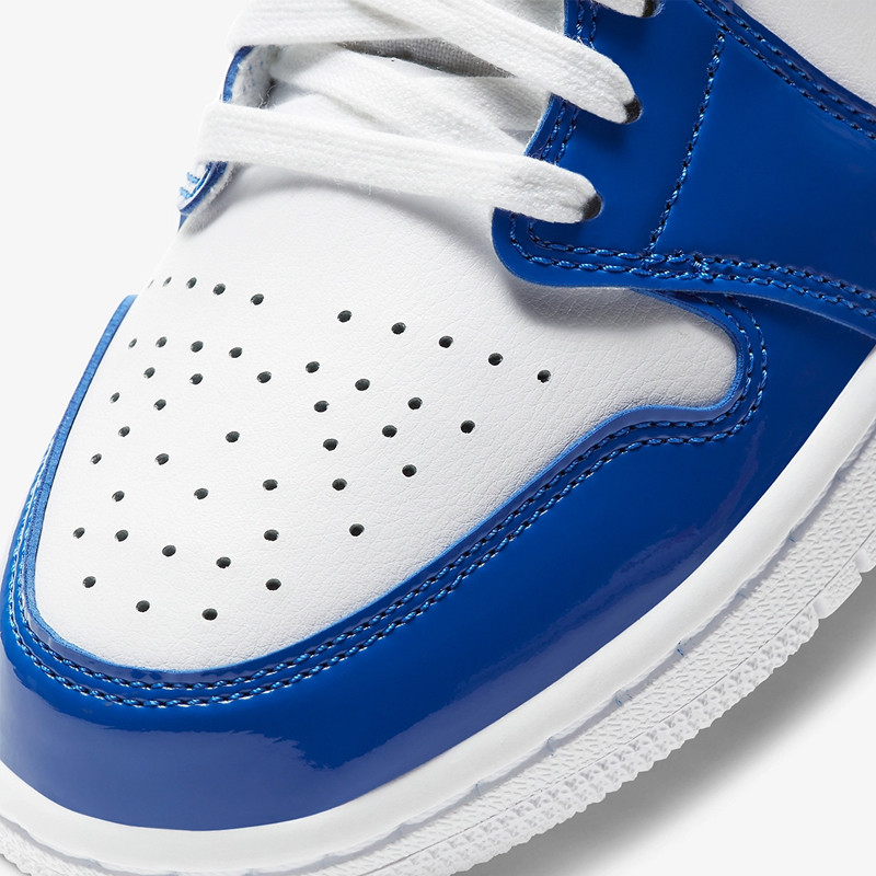 SEPATU BASKET AIR JORDAN Wmns AJ 1 Low