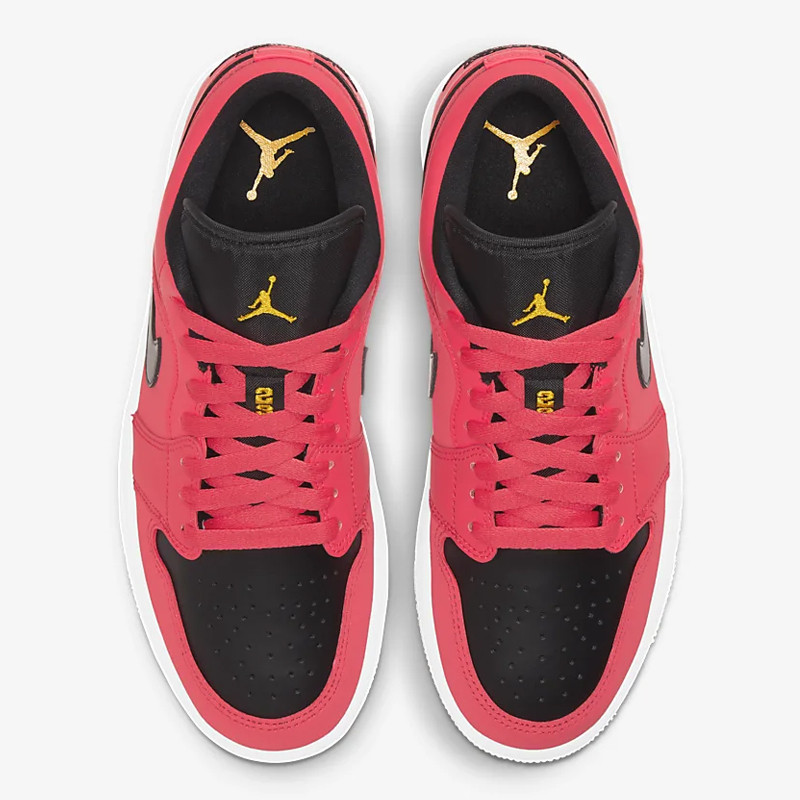 SEPATU BASKET AIR JORDAN Wmns AJ 1 Low