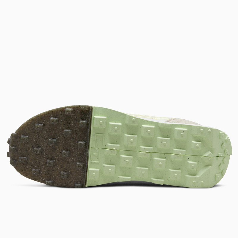 SEPATU SNEAKERS NIKE Wmns Fontanka Waffle