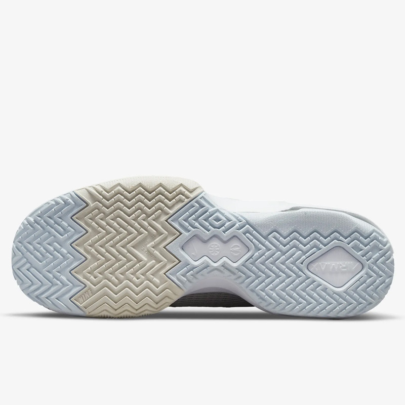 SEPATU BASKET NIKE Air Max Impact 3