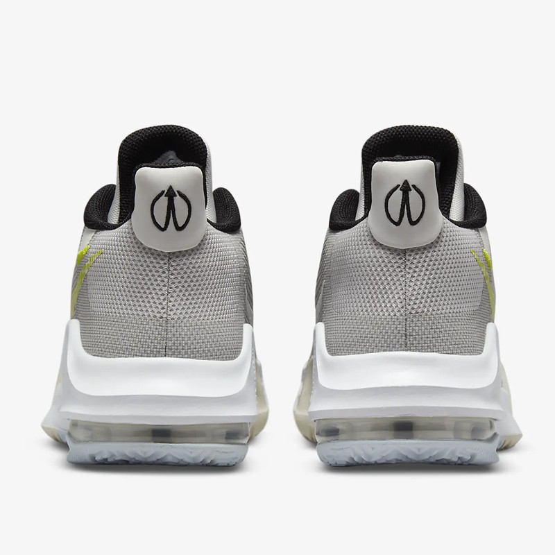SEPATU BASKET NIKE Air Max Impact 3