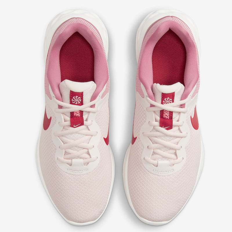 SEPATU LARI NIKE Wmns Revolution 6 Next Nature