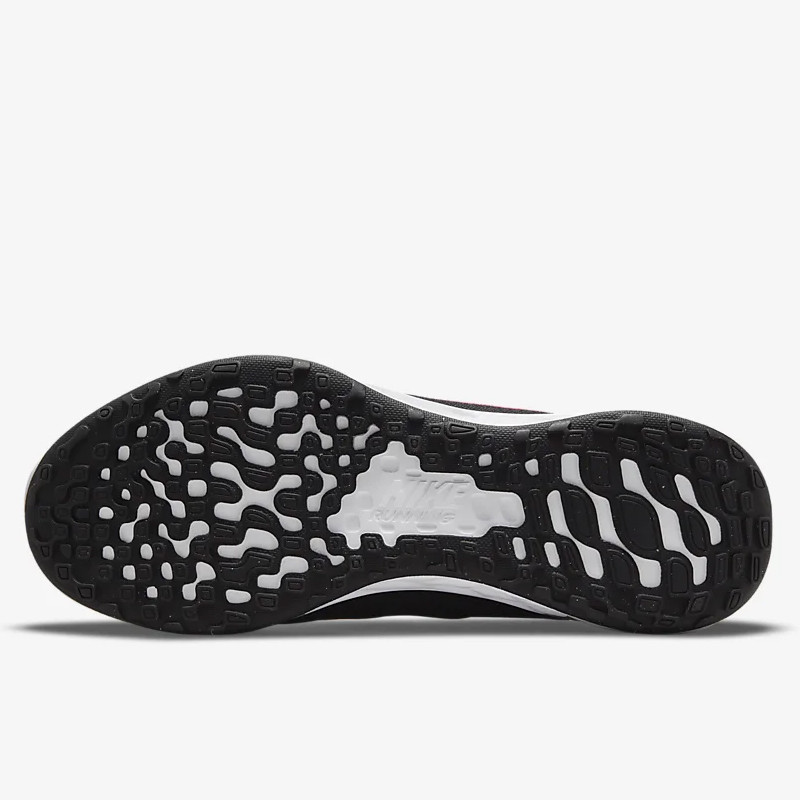 SEPATU LARI NIKE Wmns Revolution 6 Next Nature Wide