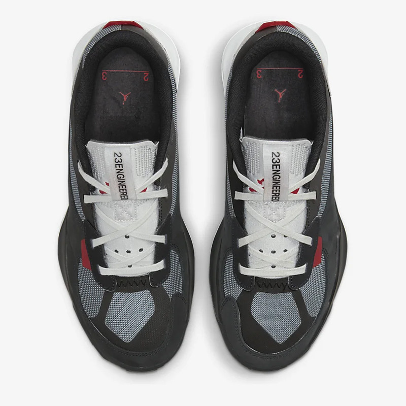 SEPATU BASKET AIR JORDAN Air 200E