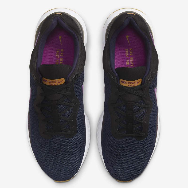 SEPATU LARI NIKE React Miler 3