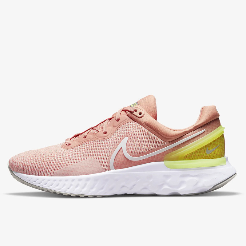 SEPATU LARI NIKE wmns React Miler 3