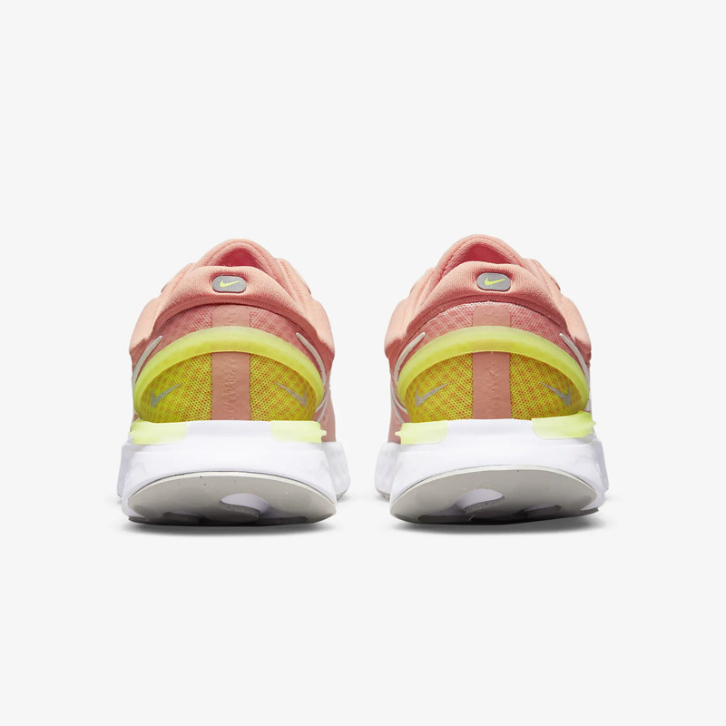 SEPATU LARI NIKE wmns React Miler 3