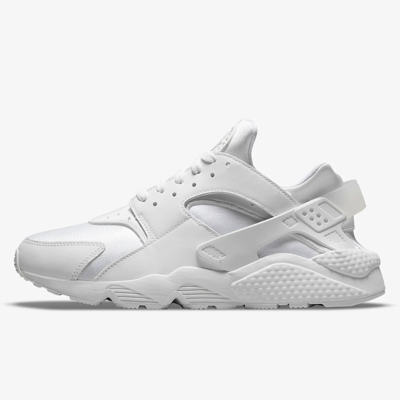 SEPATU SNEAKERS NIKE Air Huarache