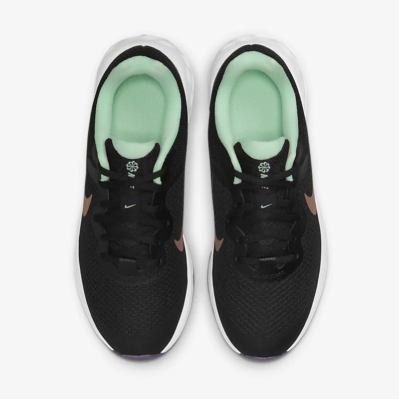 SEPATU LARI NIKE Revolution 6 GS