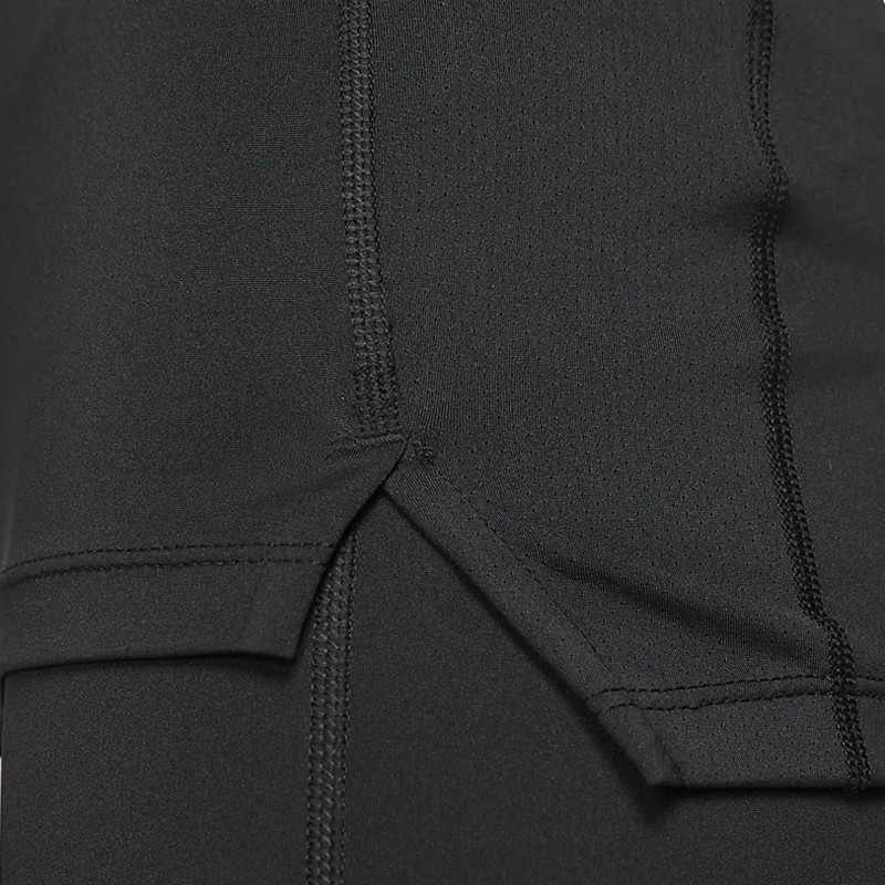 BAJU TRAINING NIKE Pro Dri-FIT Tight Fit Short-Sleeve Top