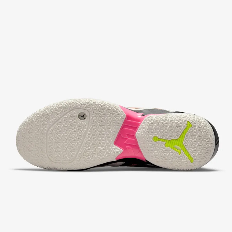 SEPATU BASKET AIR JORDAN Why Not Zer0.4 PF