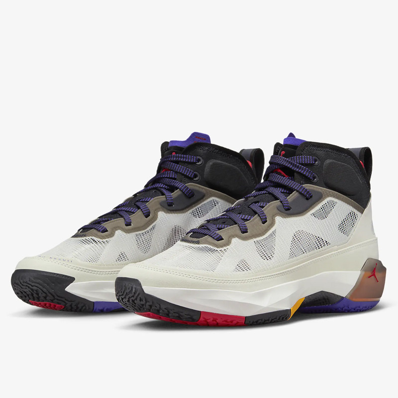 SEPATU BASKET AIR JORDAN AJ 37 PF